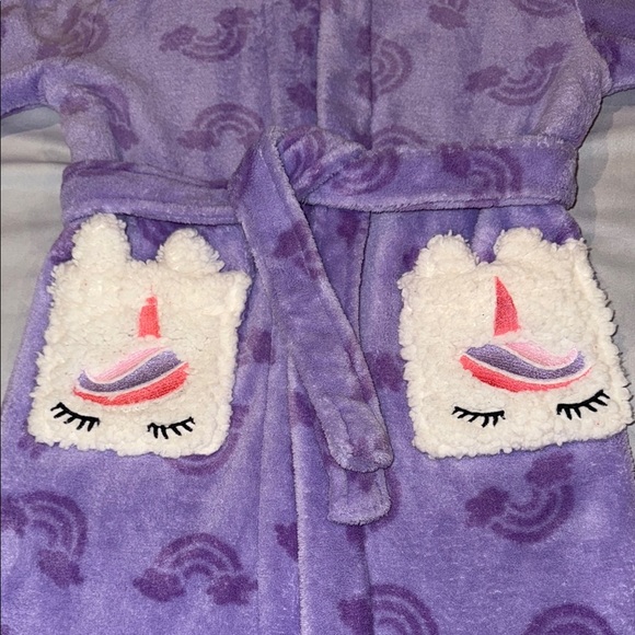 Pekkel Kid's Robe Purple and White Pajama with Hood and Unicorn Pockets - Picture 6 of 10